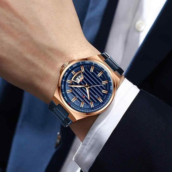 Curren 8375 Blue ανδρικό ρολόι με μπρασελέ, φορεμένο