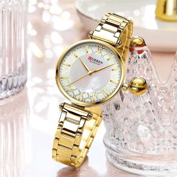 Γυναικείο ρολόι Curren 9072 Gold, με χρυσό καντράν με λευκές χρυσές λεπτομέρειες