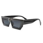 Γυναικεία-γυαλιά-ηλίου-με-μαύρο-ορθογώνιο-σκελετό-και-γκρι-φακό-UV400-Awear-Vania-Black