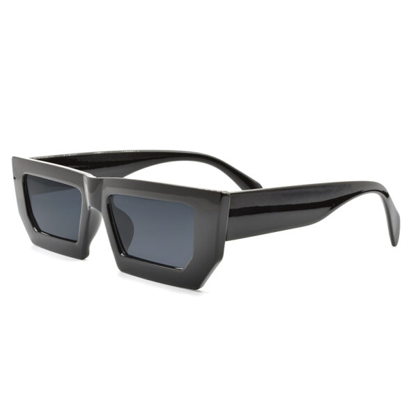 Γυναικεία γυαλιά ηλίου Awear Vania, με μαύρο ορθογώνιο σκελετό και γκρι φακό UV400