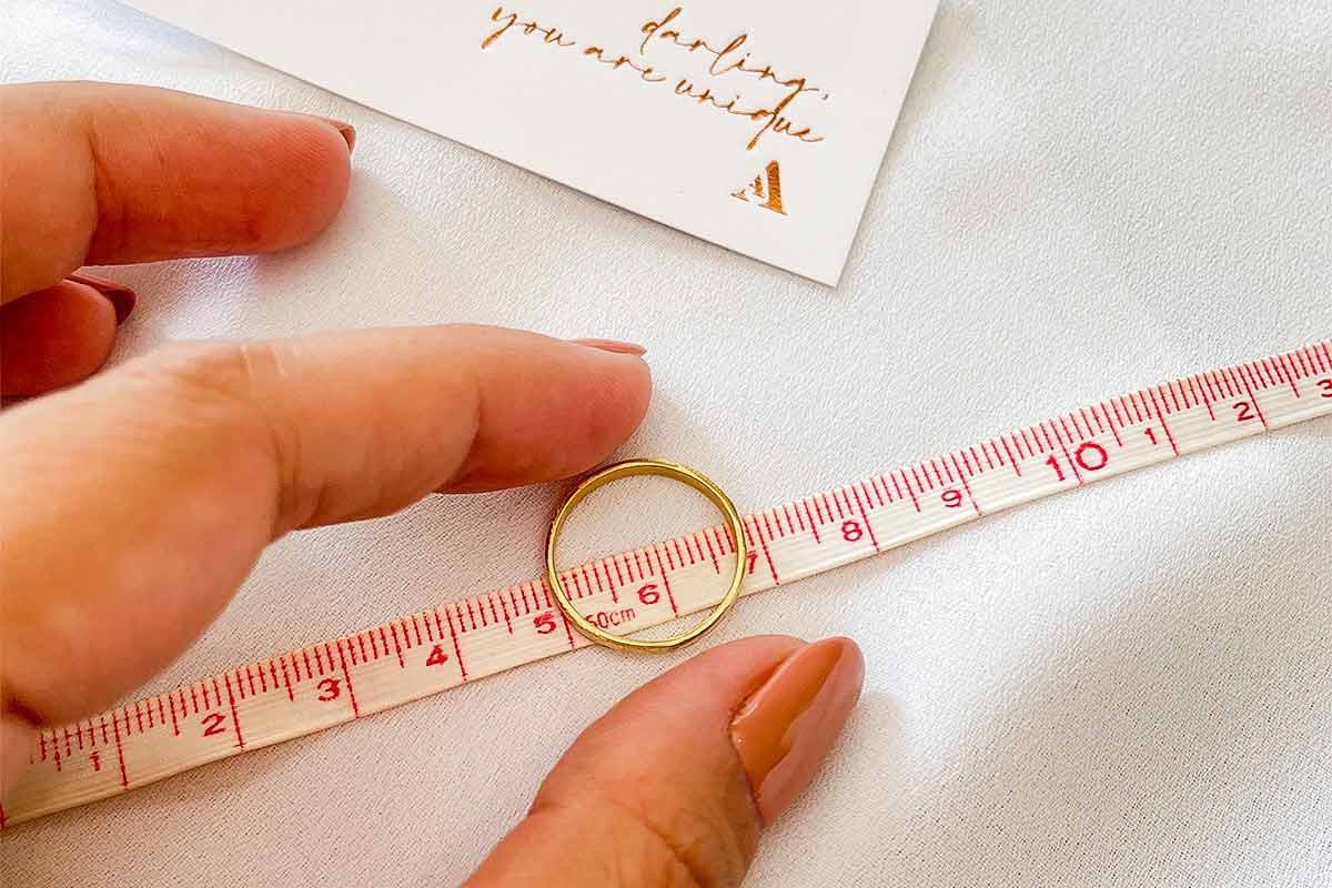 Μέτρηση εσωτερικής διαμέτρου δαχτυλιδιού με μεζούρα