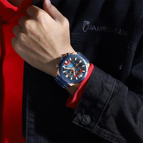 Curren 8401 Blue ανδρικό ρολόι με μπρασελέ, φορεμένο