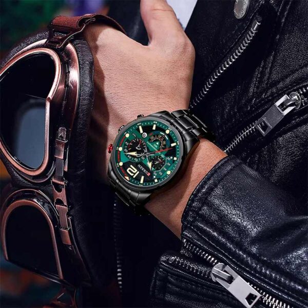Curren 8395 Green ανδρικό ρολόι με χρονογράφους, φορεμένο
