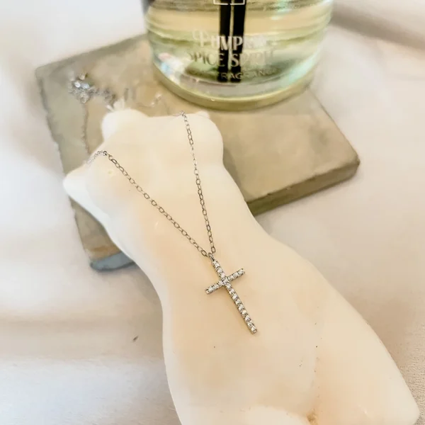 Κολιέ σταυρός από ασήμι 925, με λευκά ζιργκόν, Awear Tori Silver